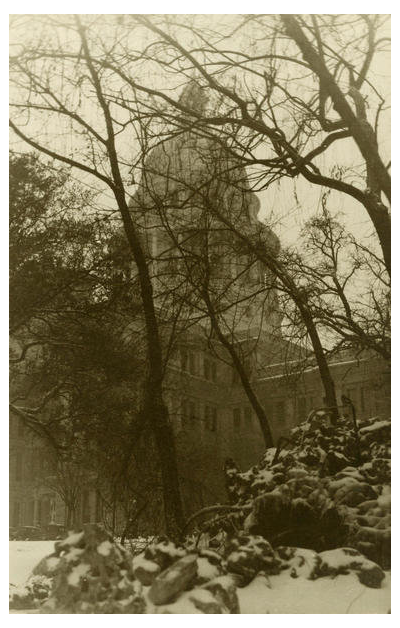 photographer unknown Capitol in the snow, Austin, about 1920